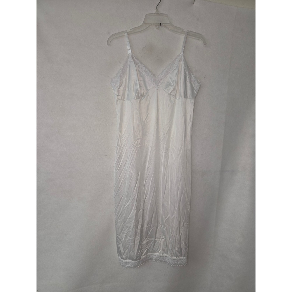 Vassarette Full Slip Women 38 White Lace Trim Adjustable Strap Nylon Midi